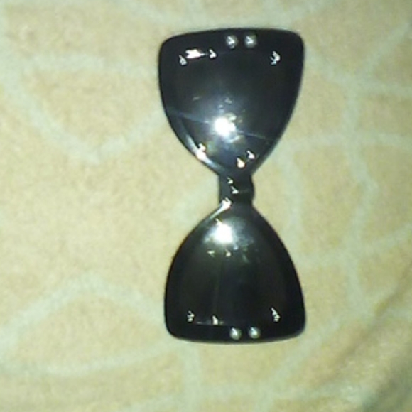 Sunglasses - Picture 3 of 3